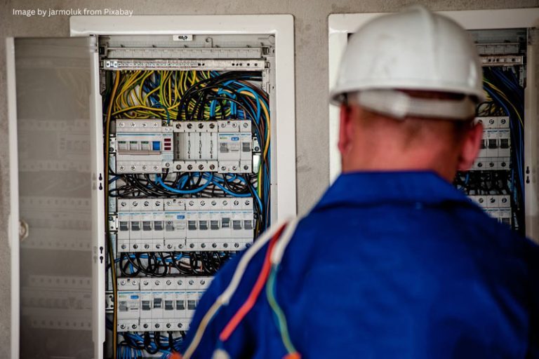 Residential & Commercial Electrician